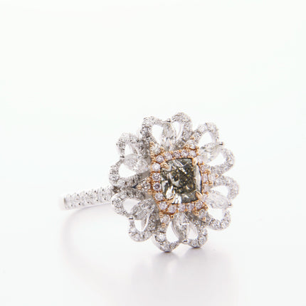 LEO SHINE Green Diamond Ring 18K