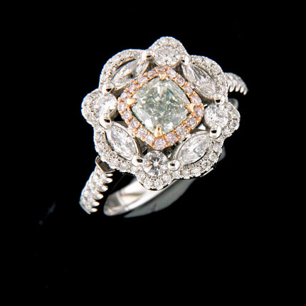 LEO SHINE Green Diamond Ring 18K